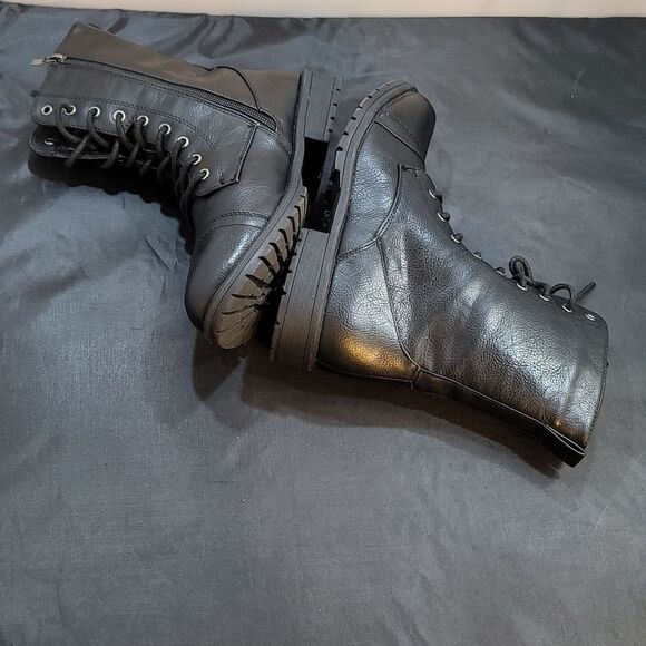 SHOELAND WOMEN"S KASEY HIGH TOP SNEAKER - Picture 10 of 16